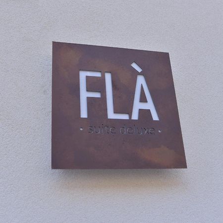 Fla' Suite Deluxe Terrasini Exteriör bild